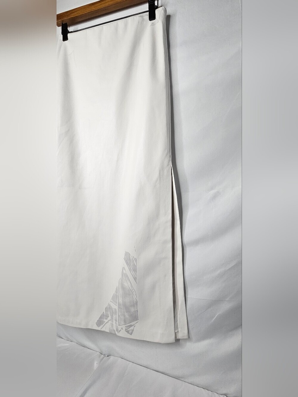 Alice + Olivia Women's Off white Maeve Vegan Midi Skirt Size 6 - Picture 3 of 14